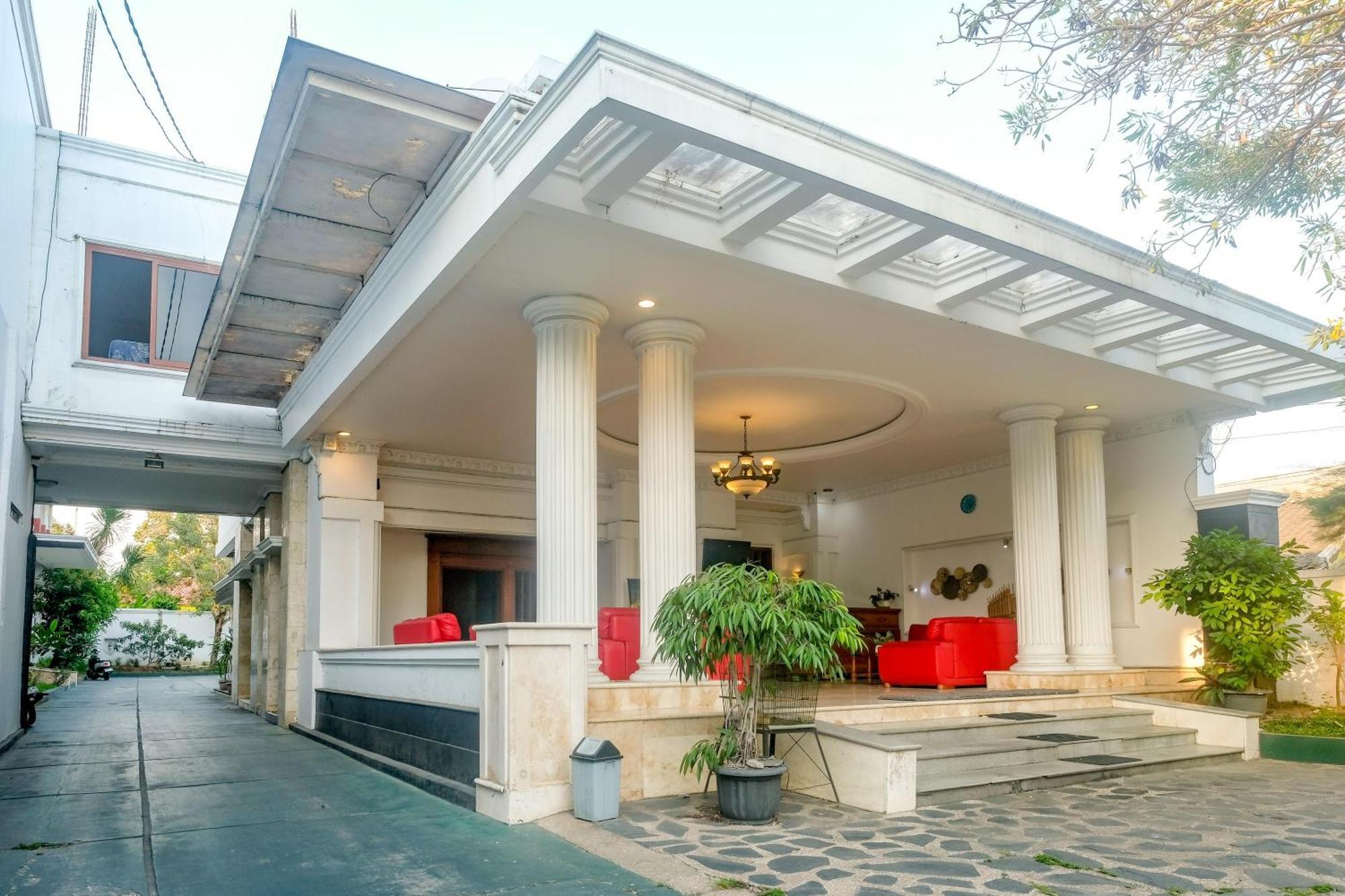 Urbanview Omah Pari Boutique Hotel Джокякарта Екстериор снимка